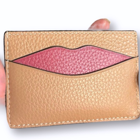COACH 🪢 NIP!! Pink Lip Card Case - Picture 2 of 7